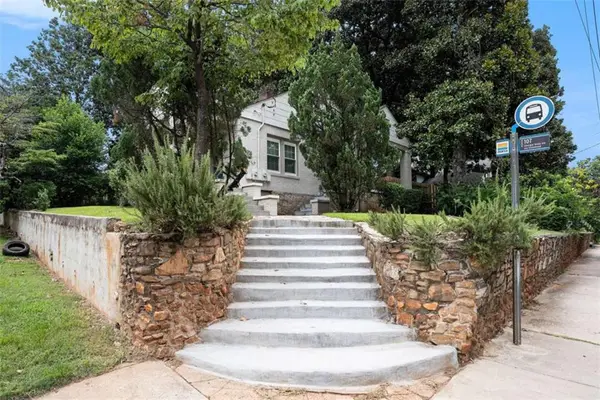 492 Hemlock Circle, Atlanta, GA 30316