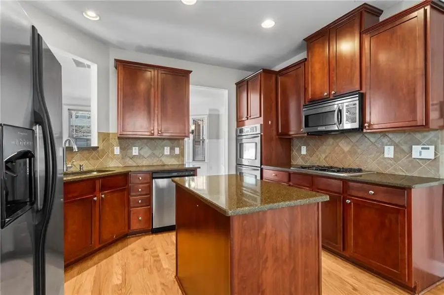 2043 Village Crest Drive Nw, Atlanta, GA 30318 - #2