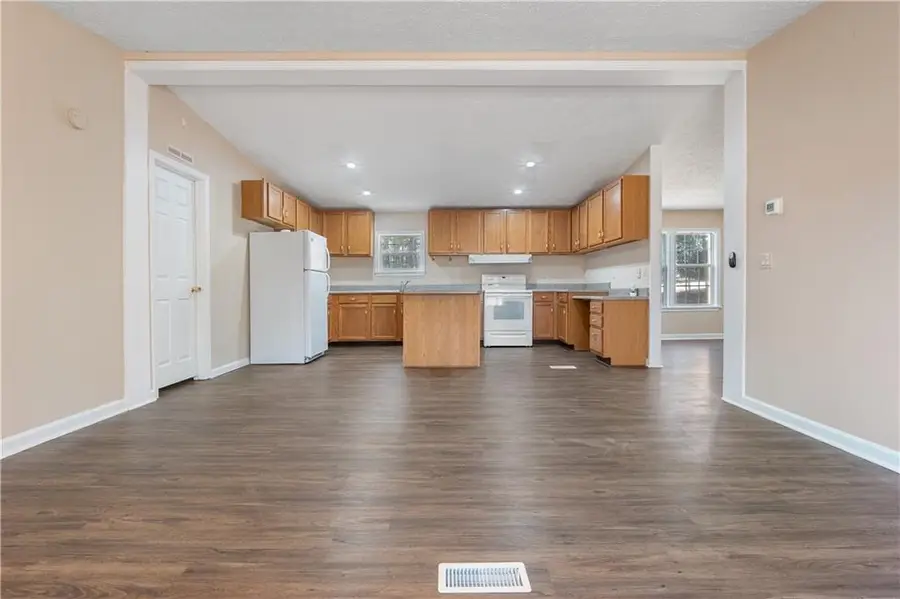 5498 Woodlin Road, Lula, GA 30554 - Image #3