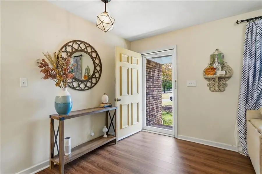 5080 Maryland Drive Nw, Acworth, GA 30101 - Image #2