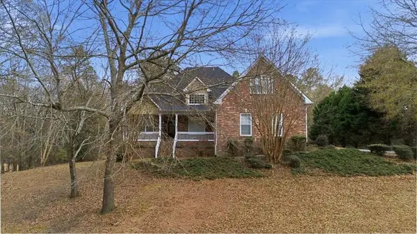 2235 Hawthorne Trace, Monroe, GA 30655