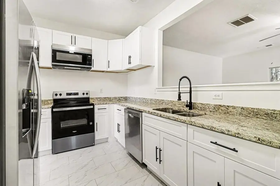 2330 Bigwood Trail, Atlanta, GA 30349 - Image #3