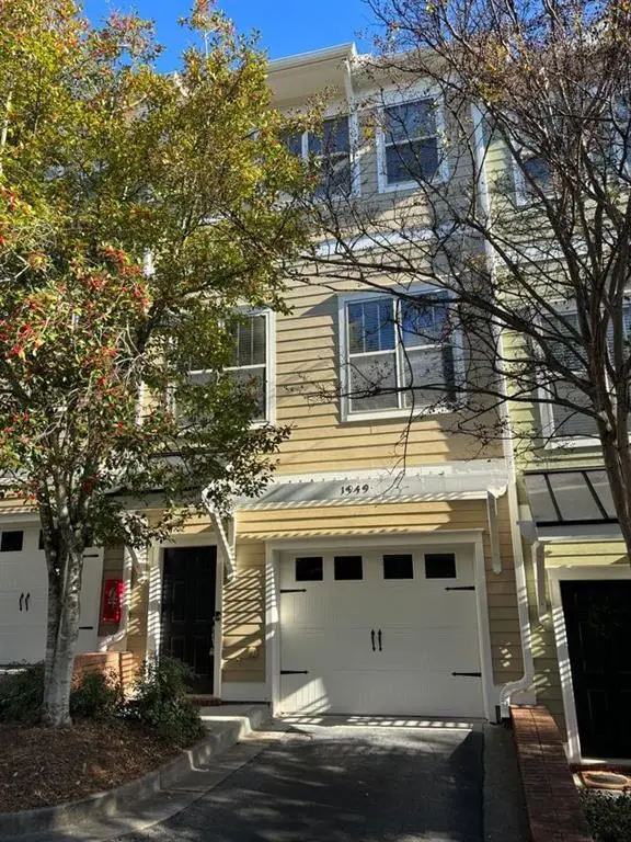 1949 Sterling Oaks Circle Ne #13, Atlanta, GA 30319
