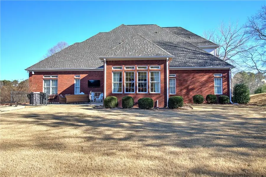 113 Vogel Street Ne, Calhoun, GA 30701 - #3