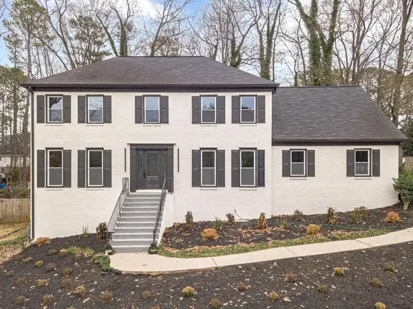 380 Cardigan Circle Sw, Lilburn, GA 30047