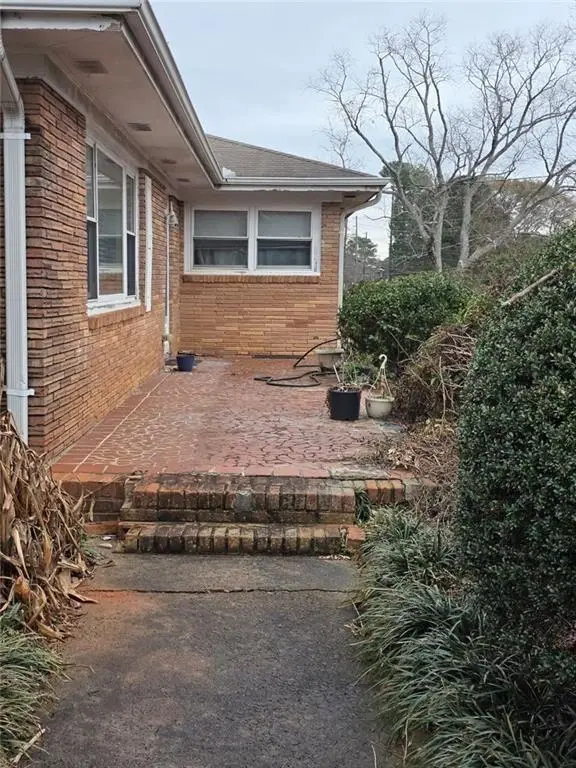 602 Hurt Road Sw, Smyrna, GA 30082 - #2