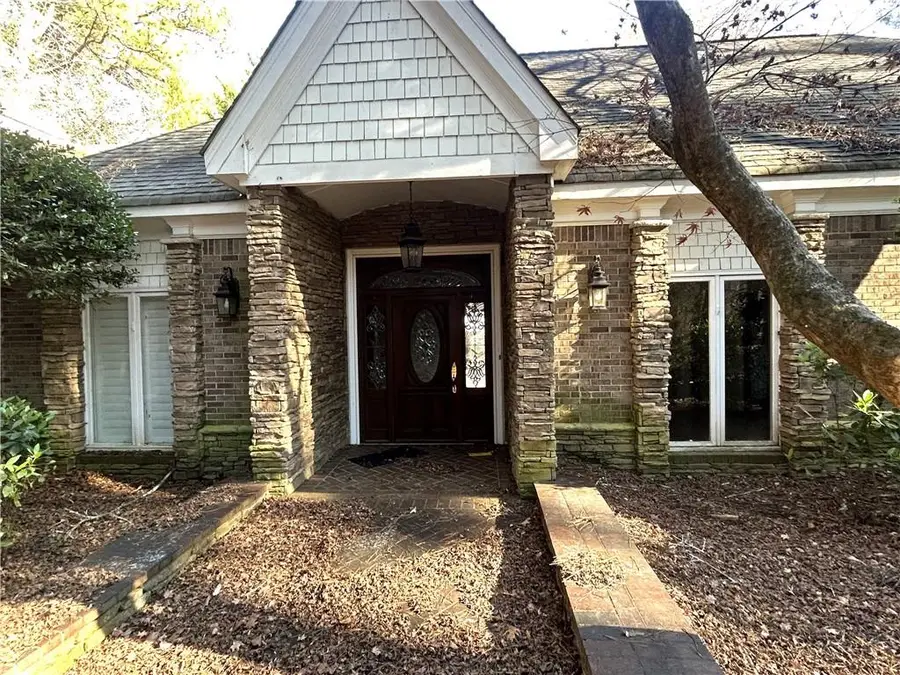 13039 Freemanville Road, Alpharetta, GA 30004 - Image #3