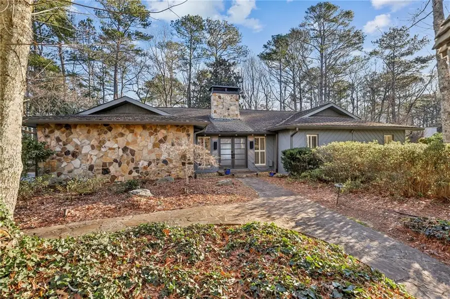 385 Stone Mill Trail, Atlanta, GA 30328 - Image #2