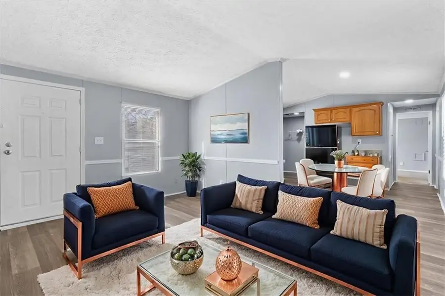 204 Fleetwood Dr, Fayetteville, GA 30214 - Image #2