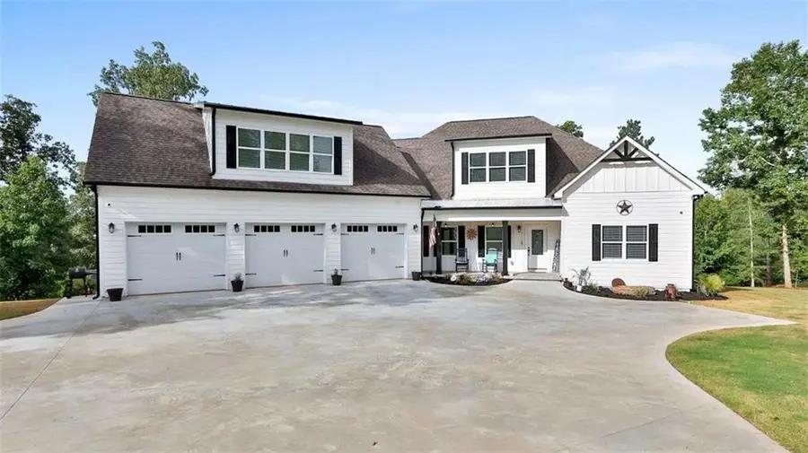 215 Walden Pond Trail, Senoia, GA 30276 - #2