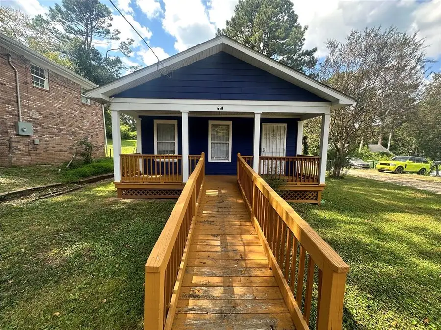 660 Cedar Avenue Nw, Atlanta, GA 30318 - Image #2