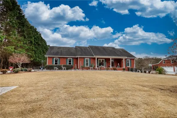 2822 Green Road, Loganville, GA 30052