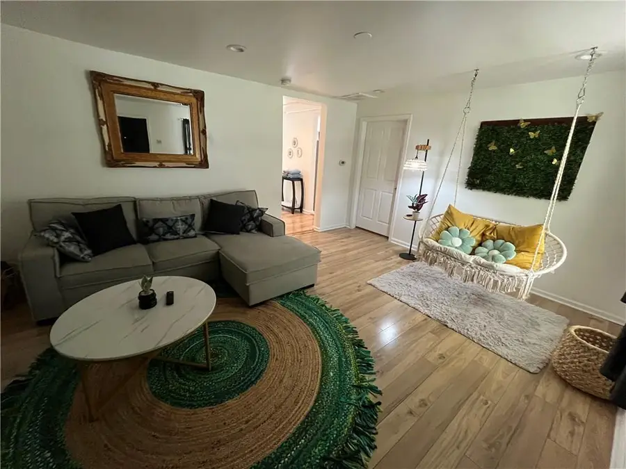 718 Fairburn Road Nw, Atlanta, GA 30331 - Image #2