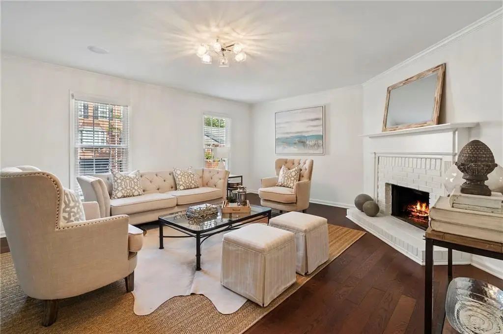 504 Dunwoody Chace, Atlanta, GA 30328 - Image #1