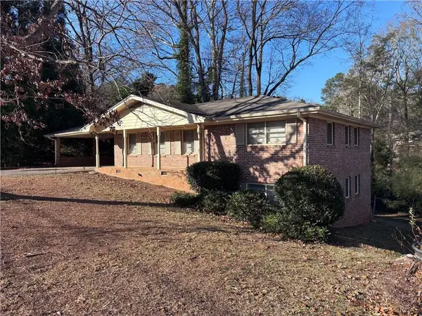 4884 Oakside Dr, Stone Mountain, GA 30088