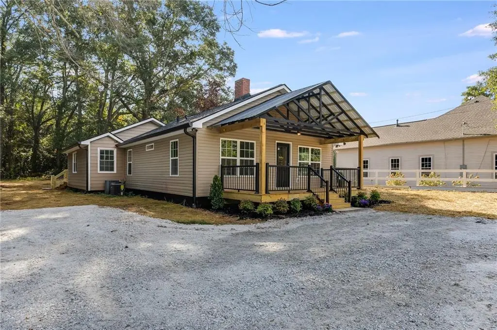 717 Wedowee St, Bowdon, GA 30108 - #1