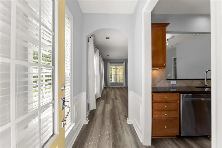 6247 Longleaf Drive, Hoschton, GA 30548 - Image #2