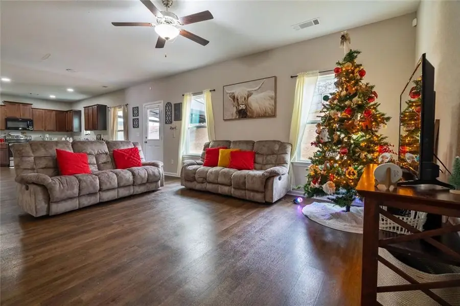 735 Walnut Creek Circle, Pendergrass, GA 30567 - Image #3