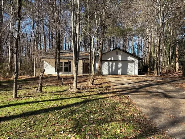 7037 Shangrila Trail, Riverdale, GA 30296