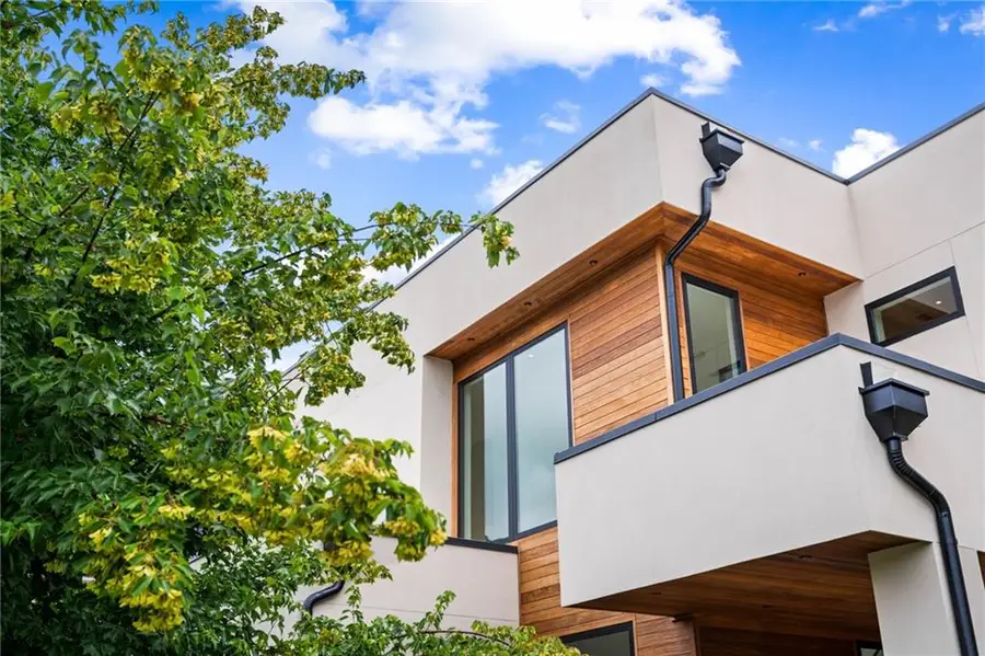 16 Bonnie, Sandy Springs, GA 30328 - #2