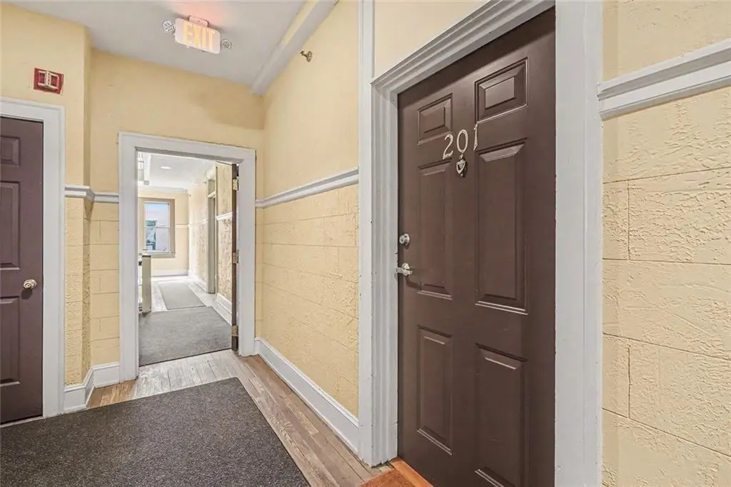 2855 Peachtree Road Ne #201, Atlanta, GA 30305 - #1