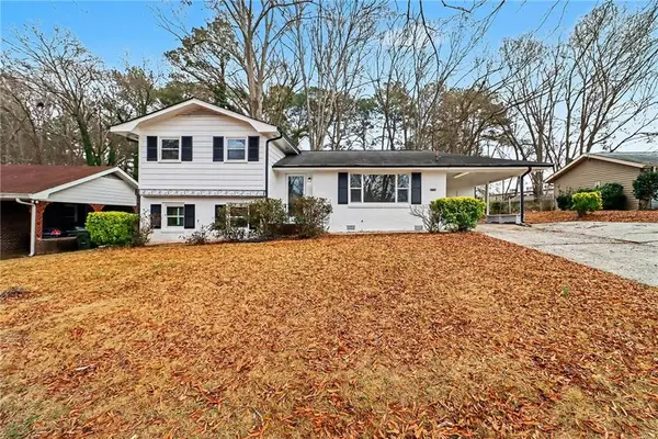 6250 Graceland Circle, Morrow, GA 30260