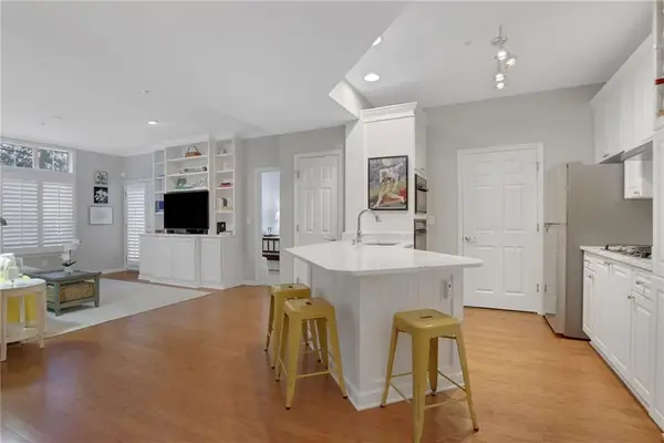 424 Lindbergh Drive Ne #203, Atlanta, GA 30305