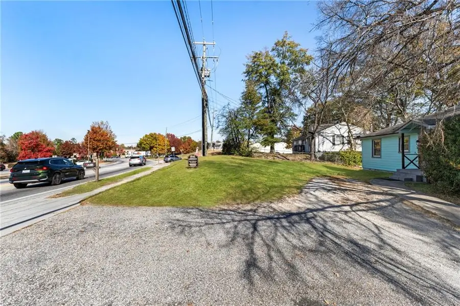 5211 Oakdale Road Se, Smyrna, GA 30082 - Image #2