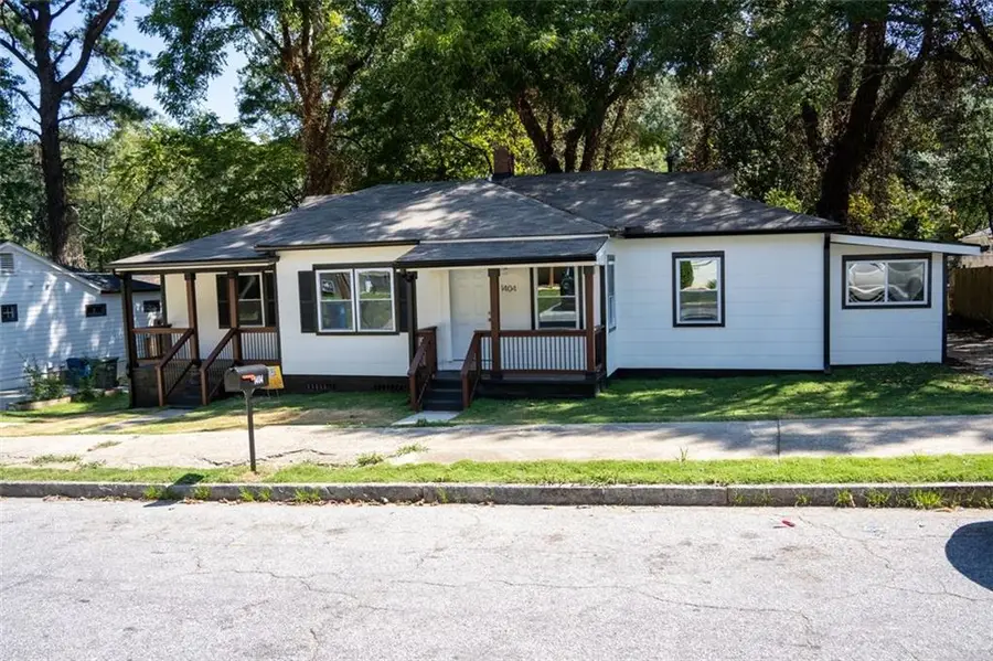 1404 Byrere Terrace Sw, Atlanta, GA 30310 - Image #2