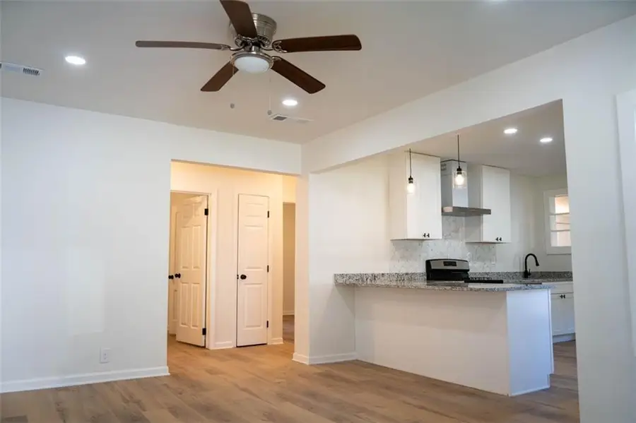 1404 Byrere Terrace Sw, Atlanta, GA 30310 - Image #3