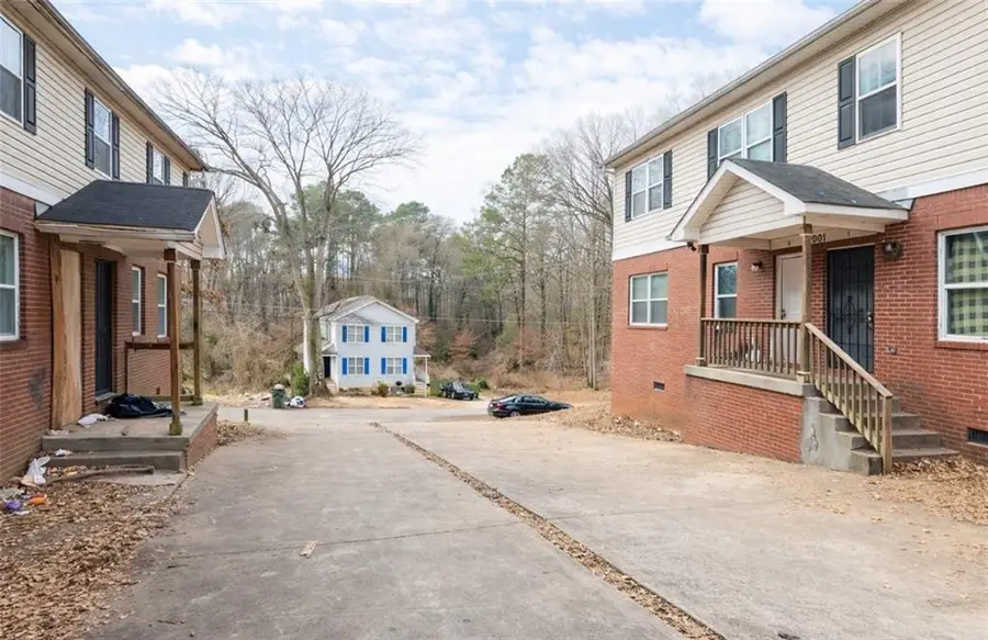 2001 Lois Place Nw, Atlanta, GA 30318 - Image #3