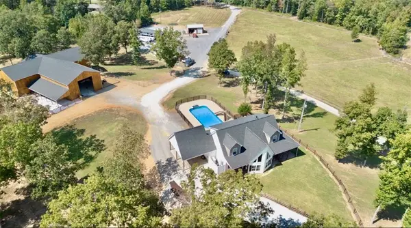 286 County Road 28, Centre, AL 35960