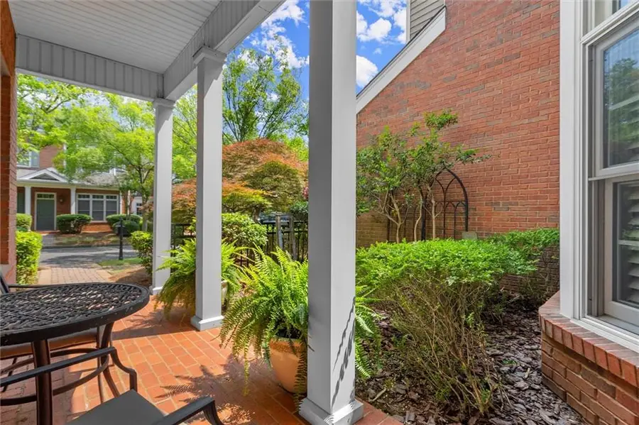 8730 Parker Place, Roswell, GA 30076 - Image #3