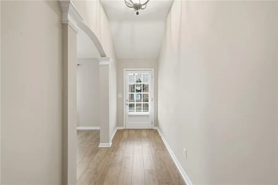 102 Courtyard Lane, Woodstock, GA 30189 - Image #3