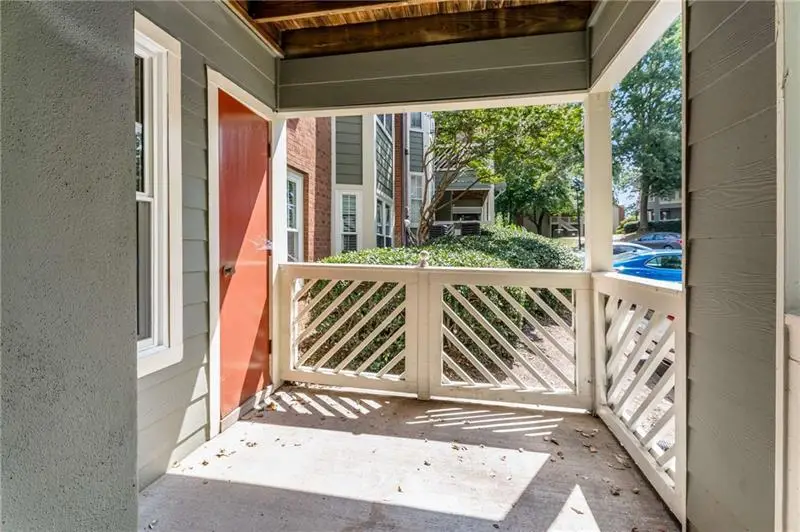 668 Mcgill Place Ne, Atlanta, GA 30312 - Image #3