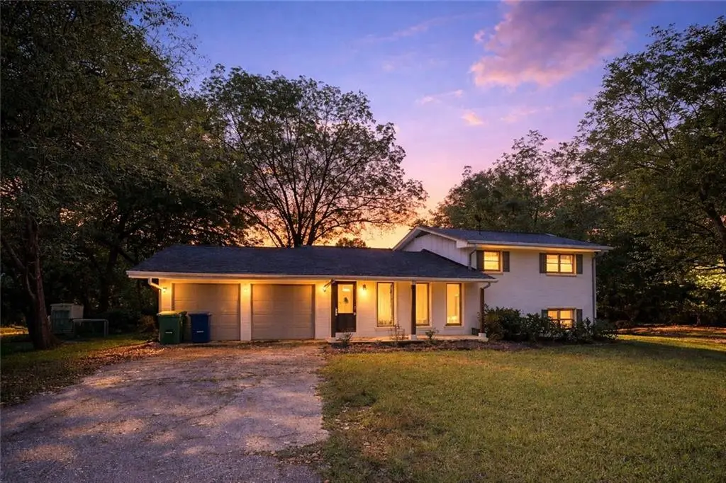 2761 Zane Grey Drive Se, Atlanta, GA 30316 - Image #1