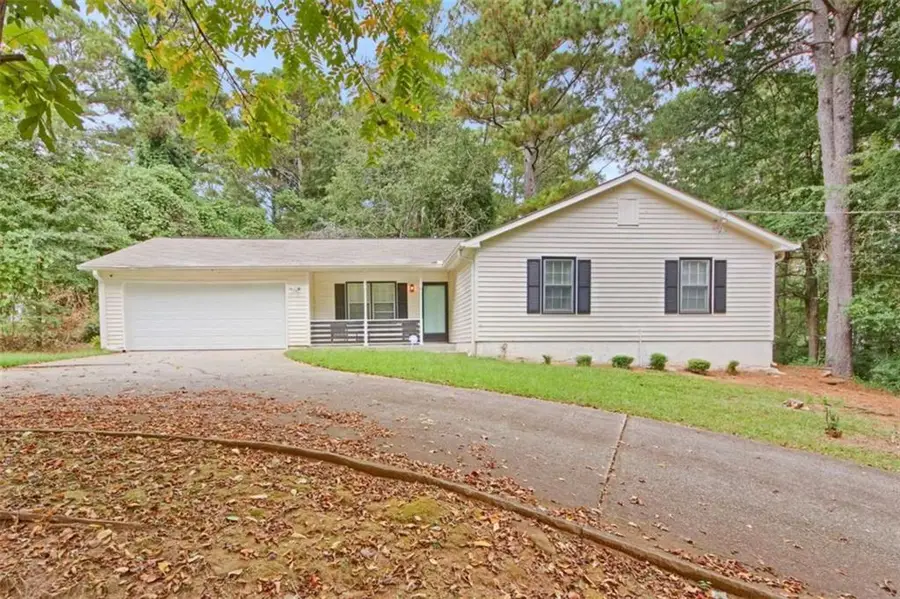 3992 Wrexham Drive, Snellville, GA 30039 - Image #3