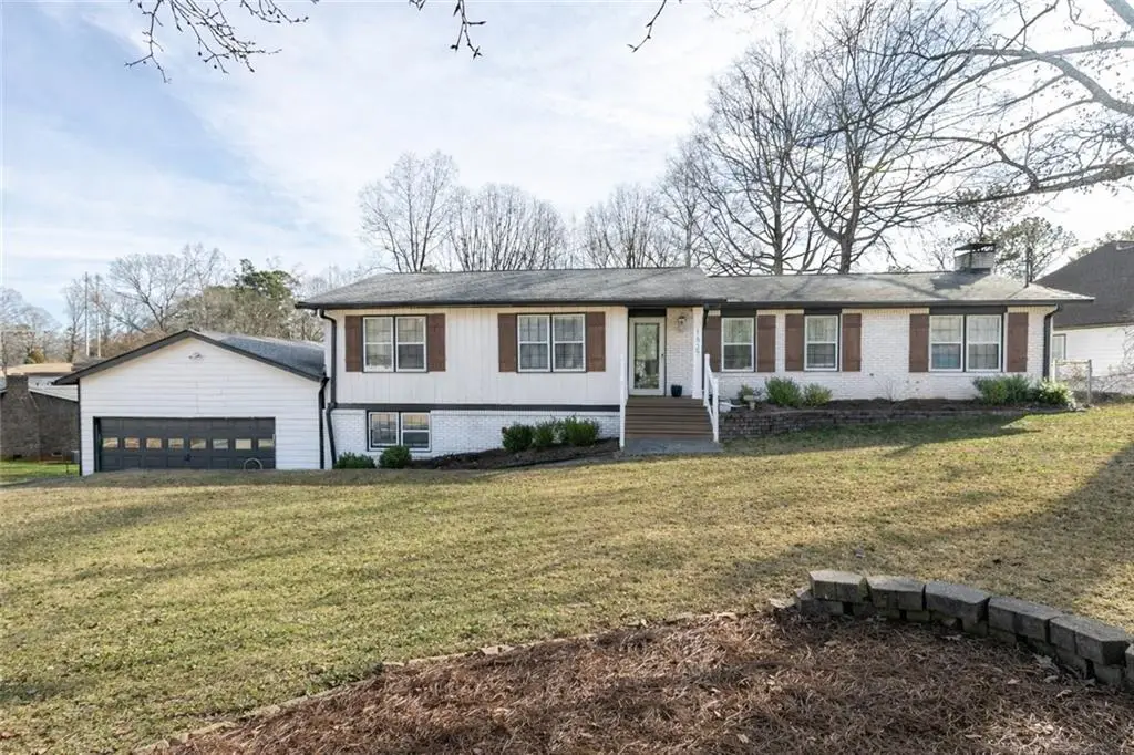 1527 Dupree Road, Woodstock, GA 30189 - Image #1