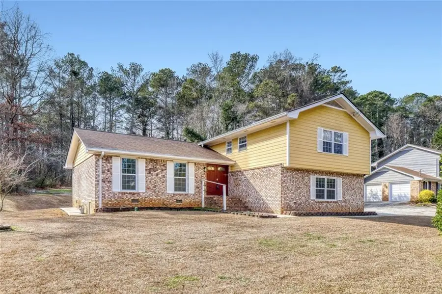 2201 Colonial Oak Way, Stone Mountain, GA 30087 - #2