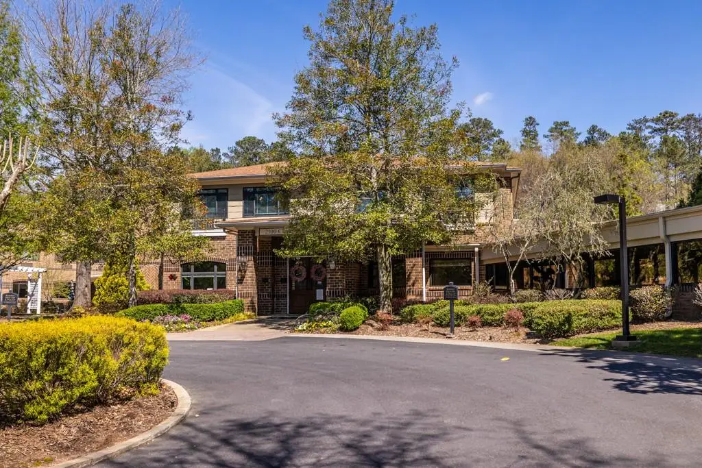 1800 Clairmont Lake #205, Decatur, GA 30033 - Image #1