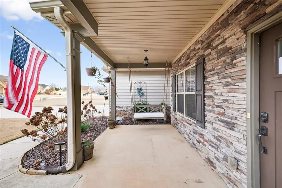 612 Quail Court, Good Hope, GA 30641 - Image #2