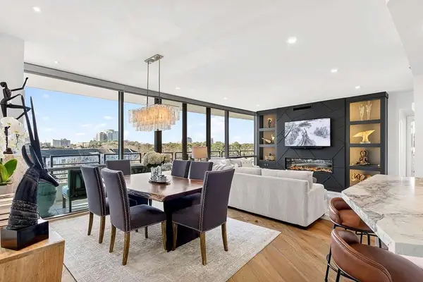 700 Park Regency Place Ne #1106, Atlanta, GA 30326