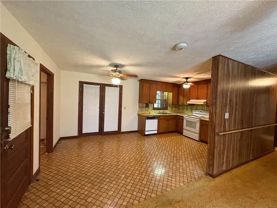 179 Garrison Drive, Cleveland, GA 30528 - #2