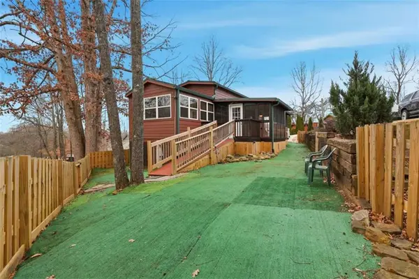 96 Stag Leap Drive, Cleveland, GA 30528