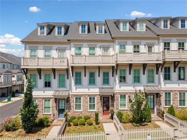 1104 Thomas Street, Woodstock, GA 30188