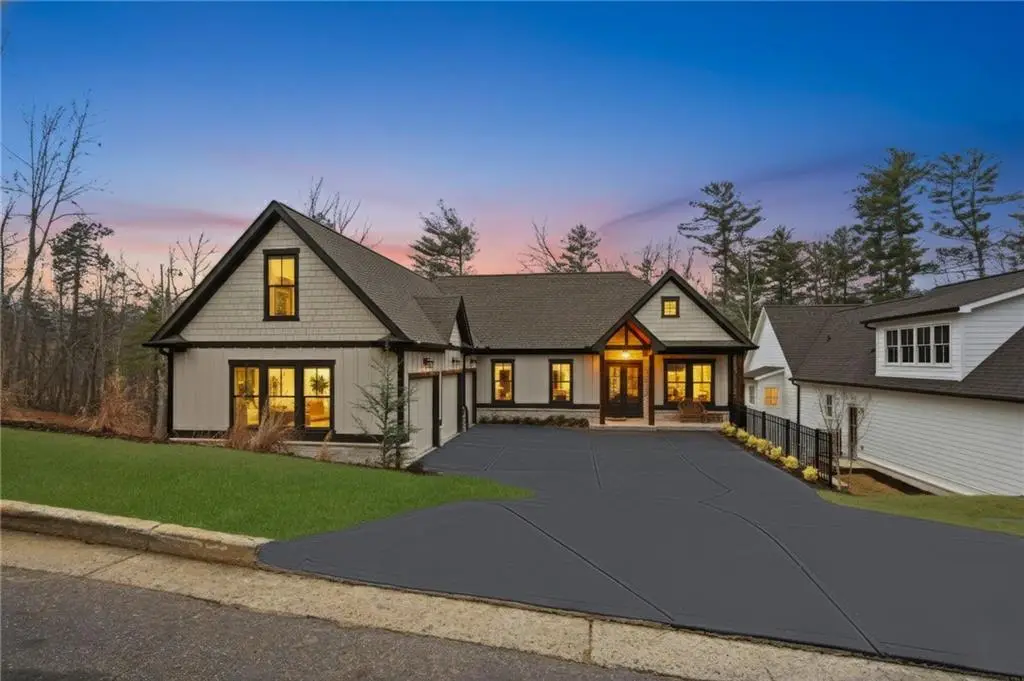 110 Peninsula Way, Dawsonville, GA 30534 - #1