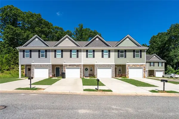 2707 Hickory Lane, Dawsonville, GA 30534