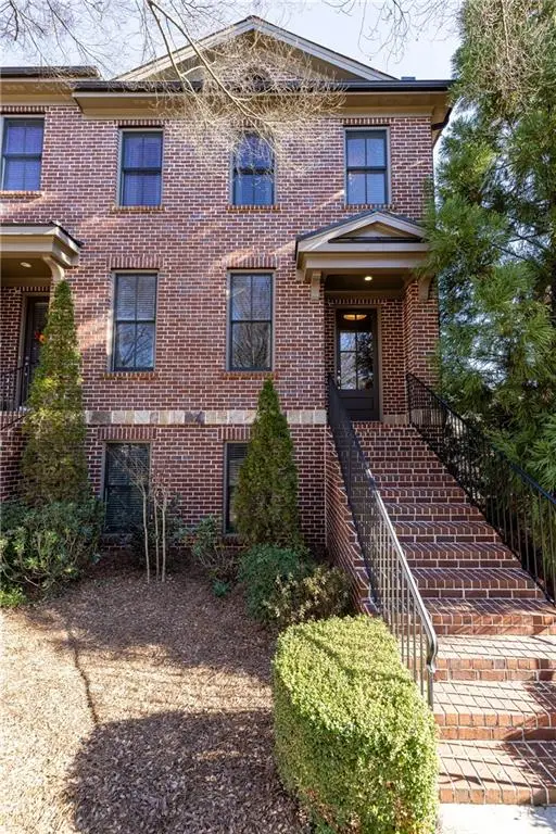 2034 Heathermere Way, Roswell, GA 30075