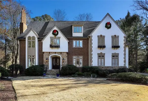 920 Curlew Court Nw, Atlanta, GA 30327