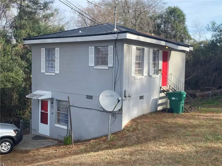 105 Daphney Street Se, Milledgeville, GA 31061 - Image #2